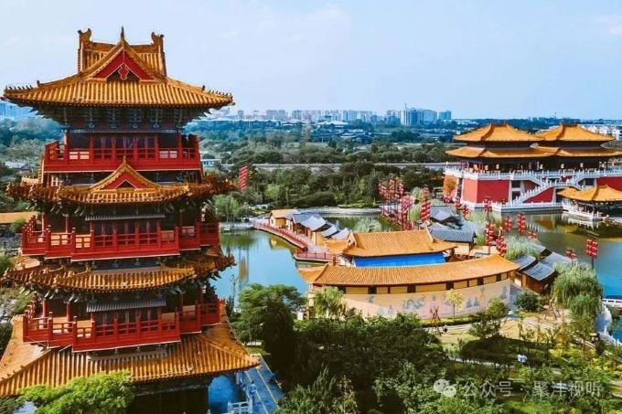 清明上河园